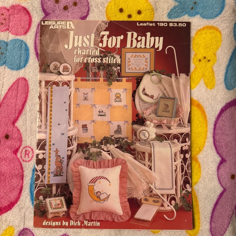 VTG Leisure Arts Just for Baby Cross Stitch Leaflet 1981 Tradwife Grannycore